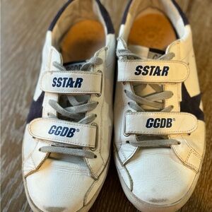 GG old school navy and white